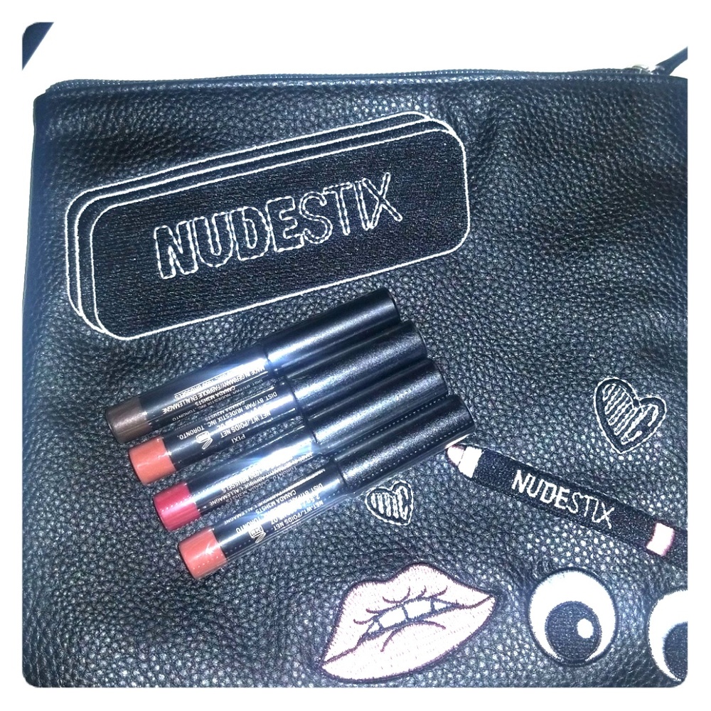 NEW! NUDESTIX bundle